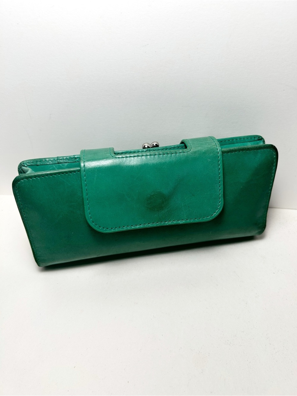 Vintage HOBO International "Nancy" Emerald Green Leather Wristlet Clutch Wallet